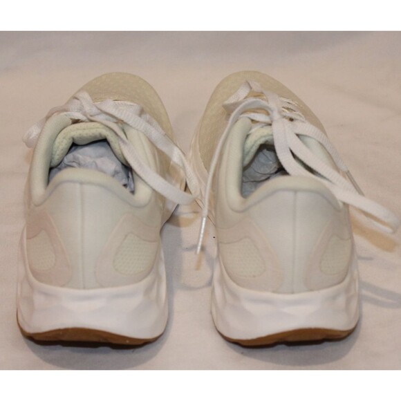 New Balance Fresh Foam Women's Arishi v4 SZ 6.5 BEIGE NIB - Picture 4 of 6